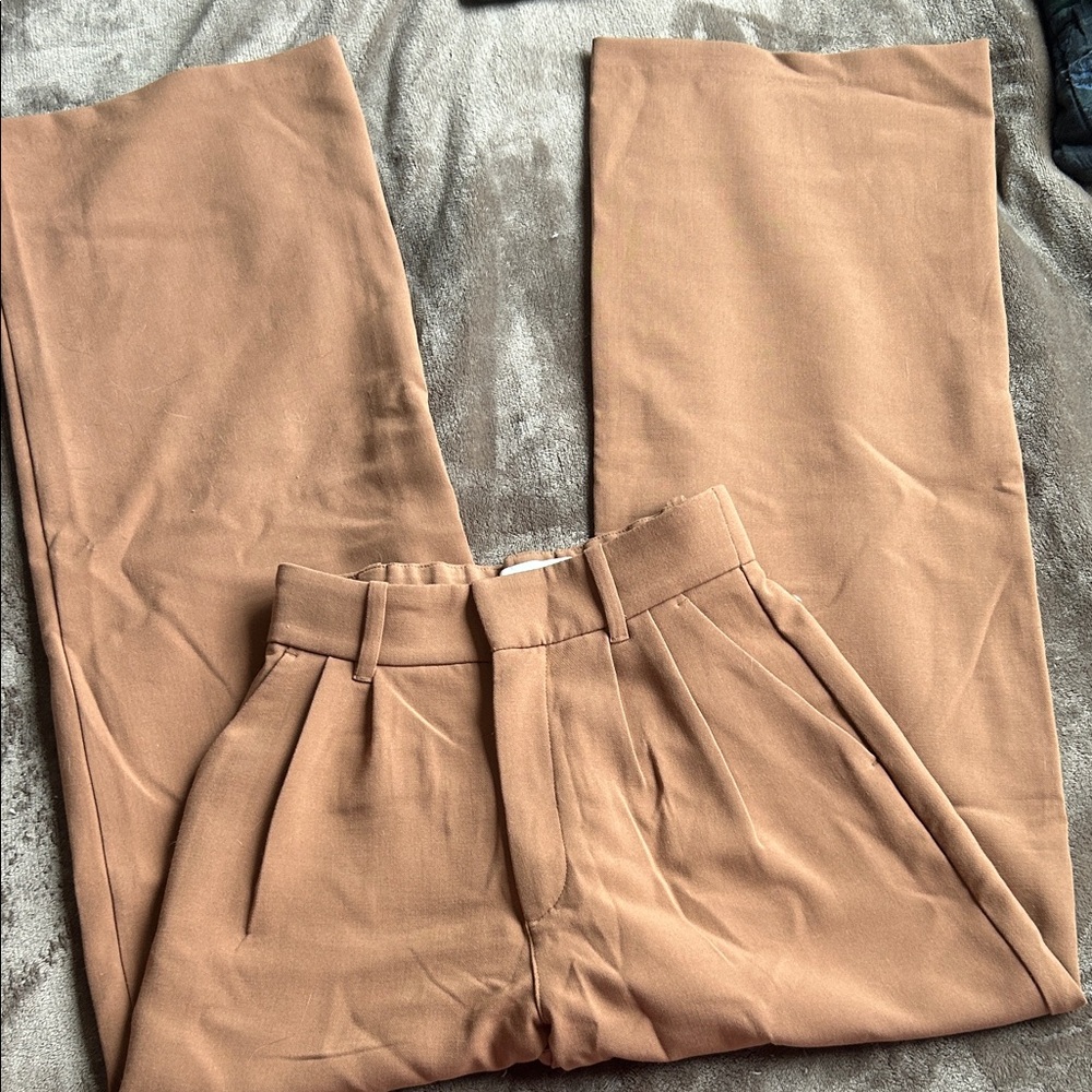 Abercrombie tailored wide leg pant in tan